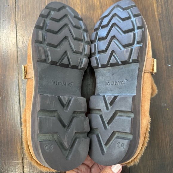 VIONIC Kailen Camel Mule Shearling Suede Shoes Size 8 Fur Lined Warm - Picture 5 of 9